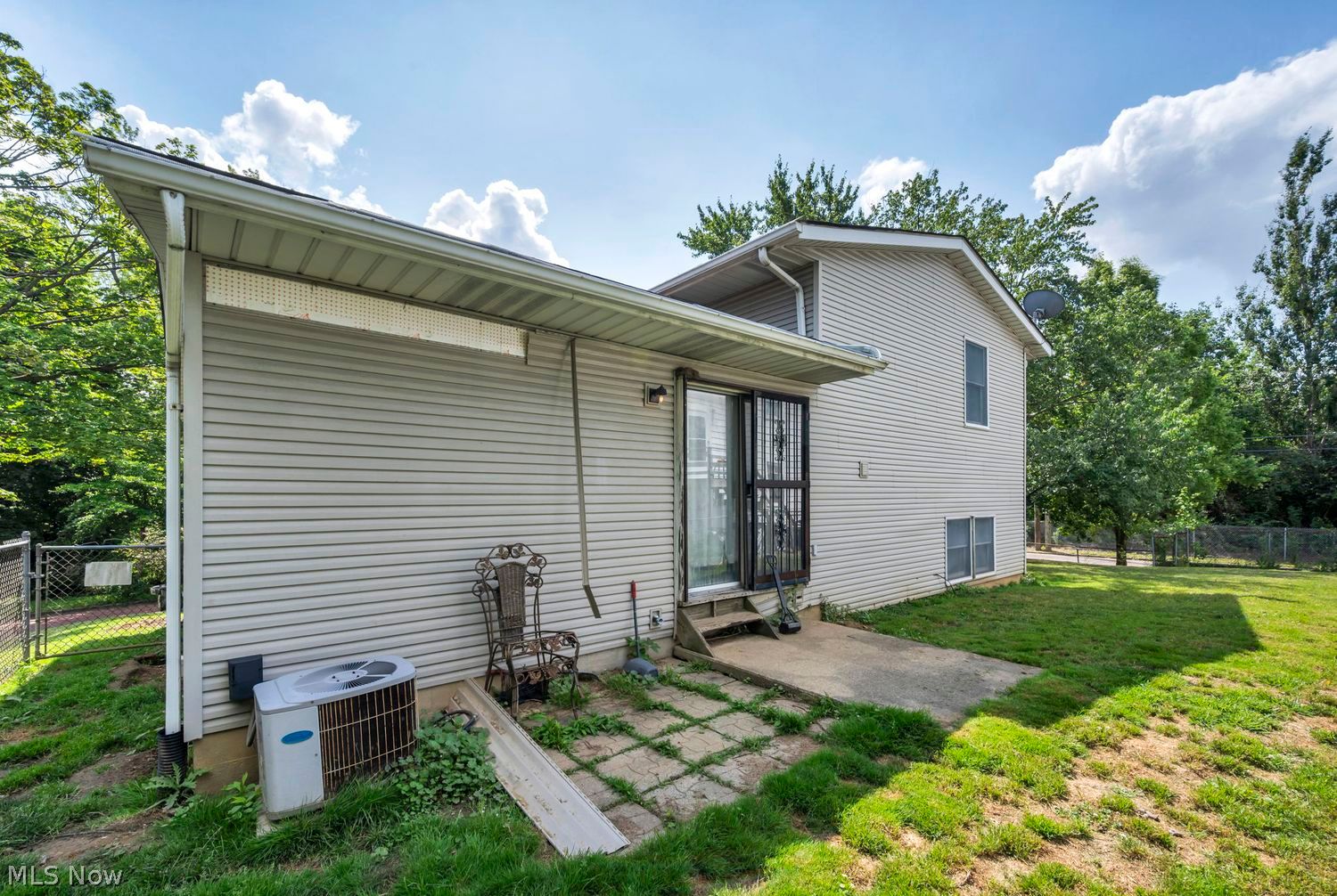 876 Oberlin Street Akron OH 44311