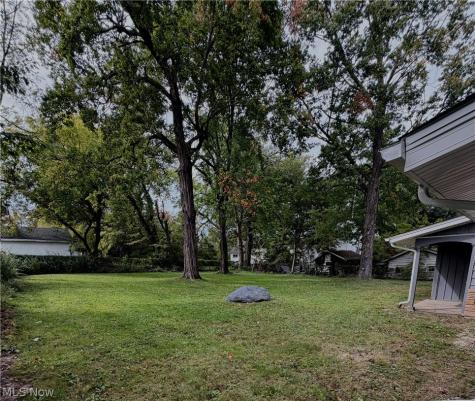 4518 Sheridan Road S Youngstown OH 44514