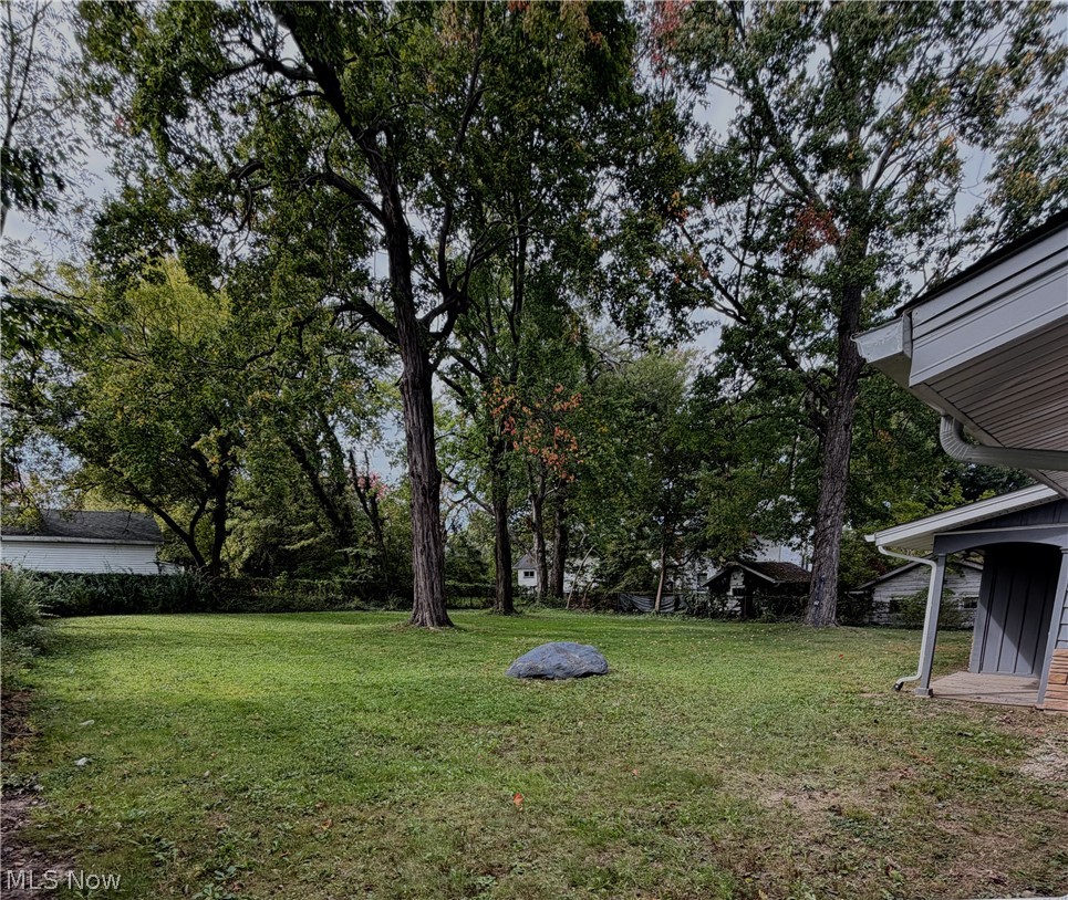4518 Sheridan Road S Youngstown OH 44514