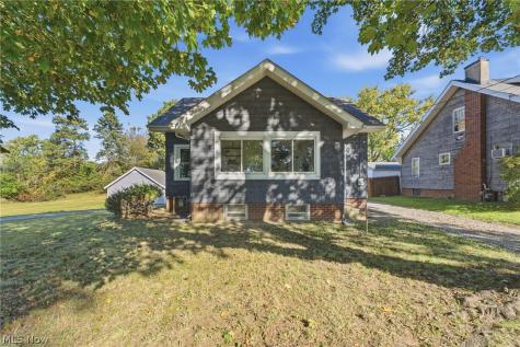 2549 30th Street NE Canton OH 44705