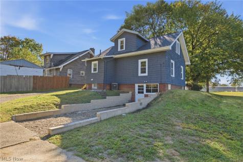 2549 30th Street NE Canton OH 44705