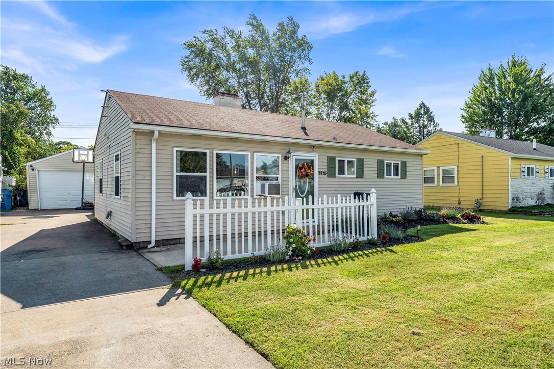 4405 Norfolk Avenue Lorain OH 44055