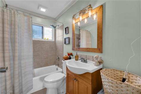 4405 Norfolk Avenue Lorain OH 44055