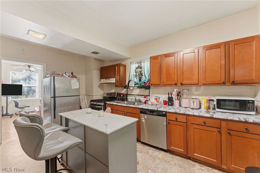 2032 W 104th Street Cleveland OH 44102