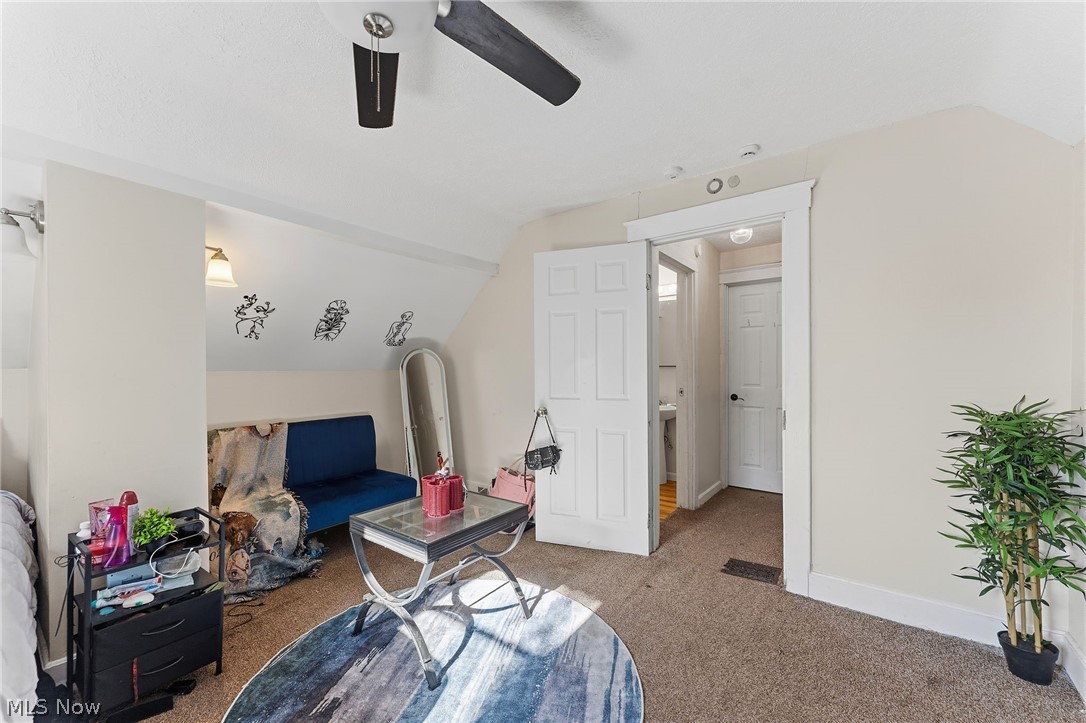 2032 W 104th Street Cleveland OH 44102