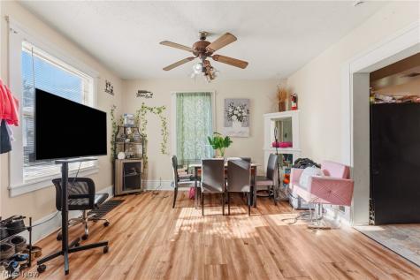 2032 W 104th Street Cleveland OH 44102