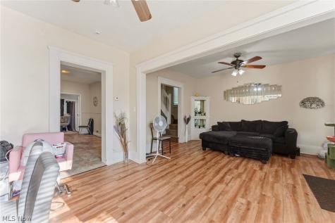 2032 W 104th Street Cleveland OH 44102