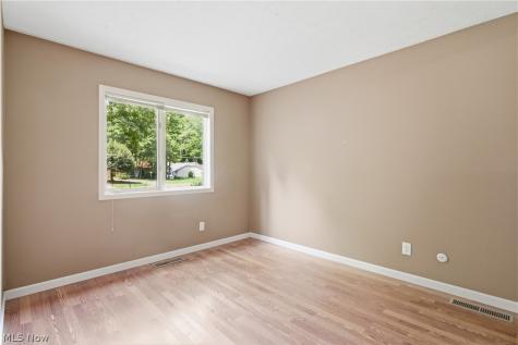 10135 Oak Branch Trail Strongsville OH 44149