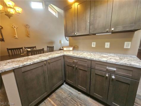 16380 Cynthia Drive Brook Park OH 44142