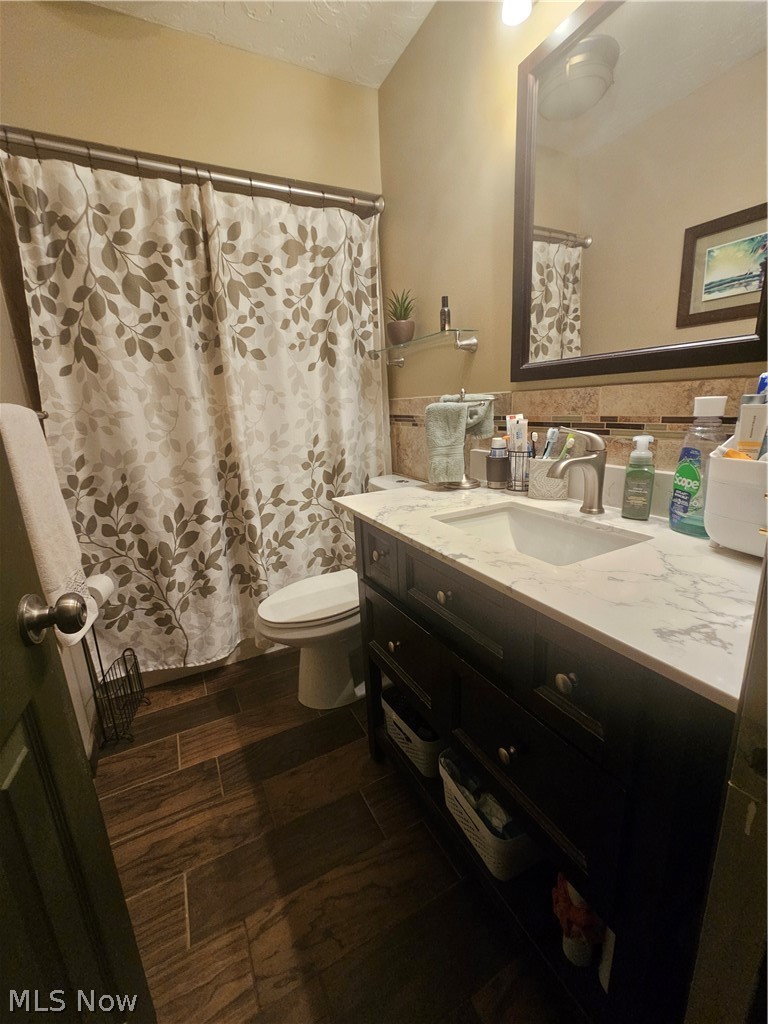 16380 Cynthia Drive Brook Park OH 44142