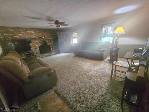16380 Cynthia Drive Brook Park OH 44142