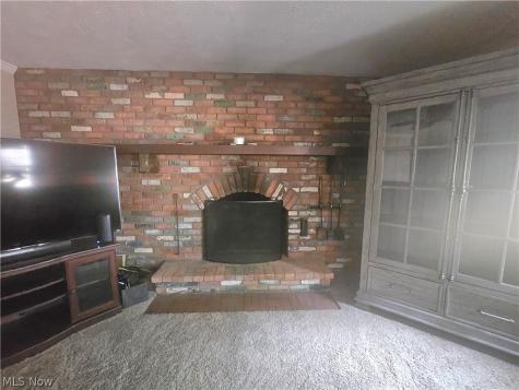 16380 Cynthia Drive Brook Park OH 44142