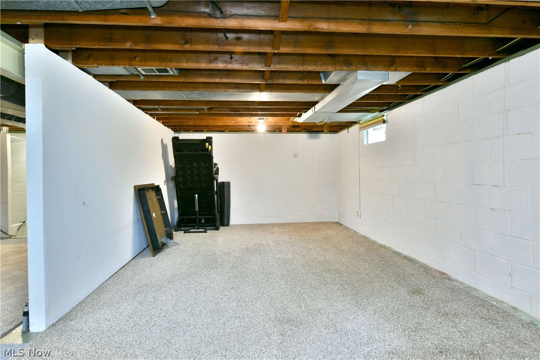 1053 Washington Avenue Girard OH 44420