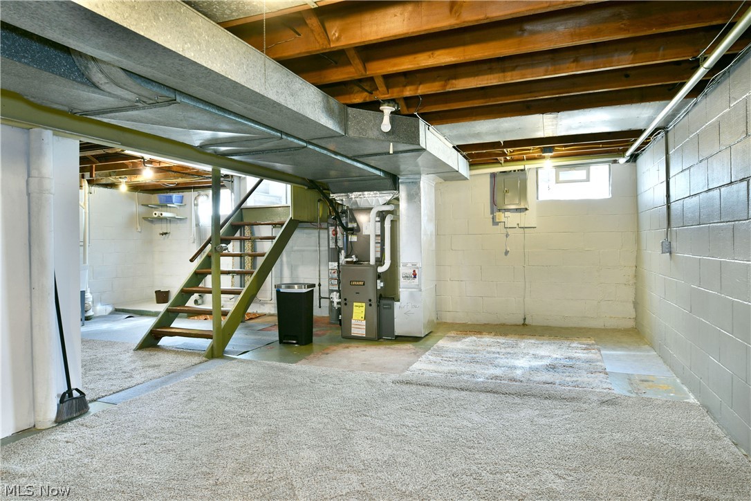 1053 Washington Avenue Girard OH 44420