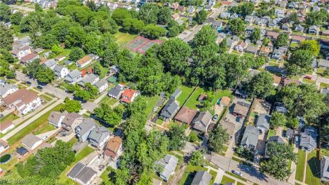3716 Bader Avenue Cleveland OH 44109