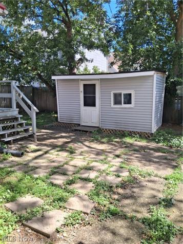 704 Smith Avenue SW Canton OH 44706
