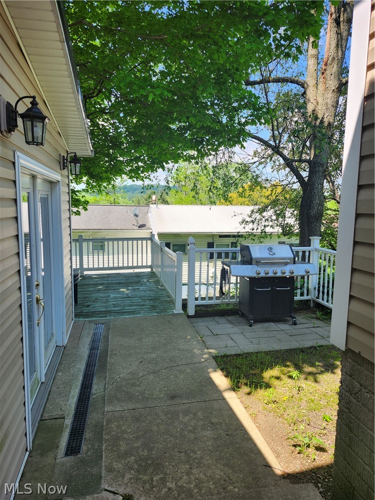 674 S Monroe Street Millersburg OH 44654