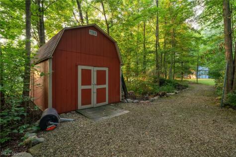 10225 Questa Court Wadsworth OH 44281