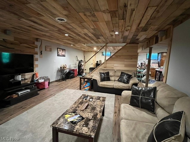 2967 Mineral City Zoar Road NE Bolivar OH 44612
