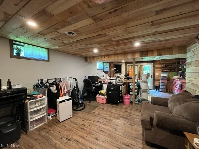 2967 Mineral City Zoar Road NE Bolivar OH 44612