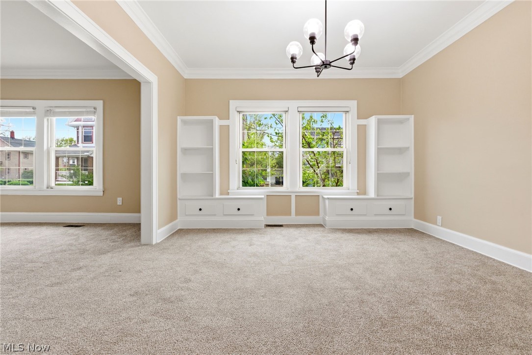 1521 Blossom Park Avenue Lakewood OH 44107