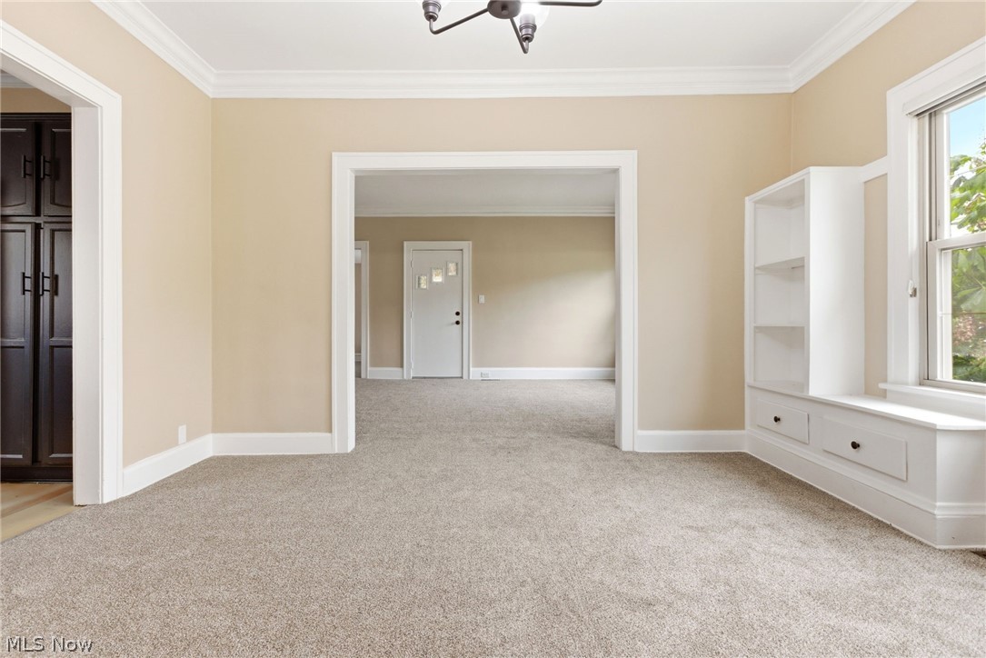 1521 Blossom Park Avenue Lakewood OH 44107