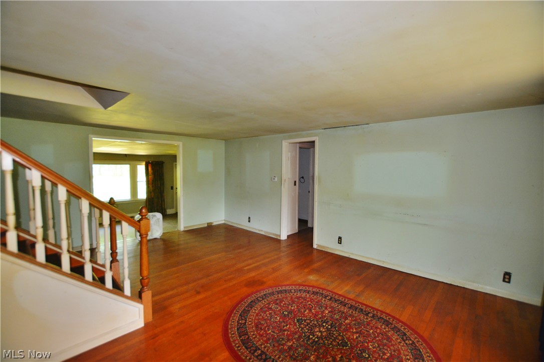 12516 Lake Drive Burton OH 44021