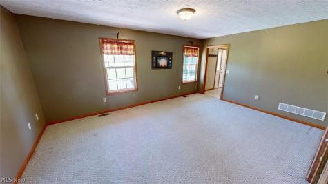 3333 Sunnybrook Kent OH 44278