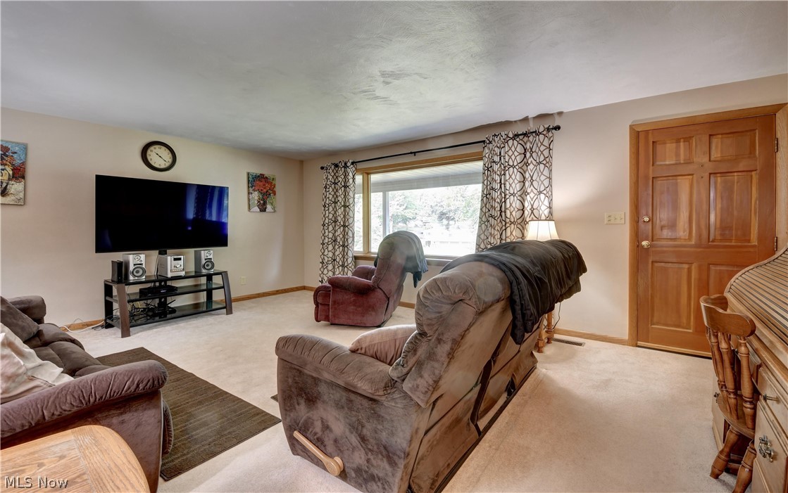 2510 Willow Brook Drive NW Dover OH 44622