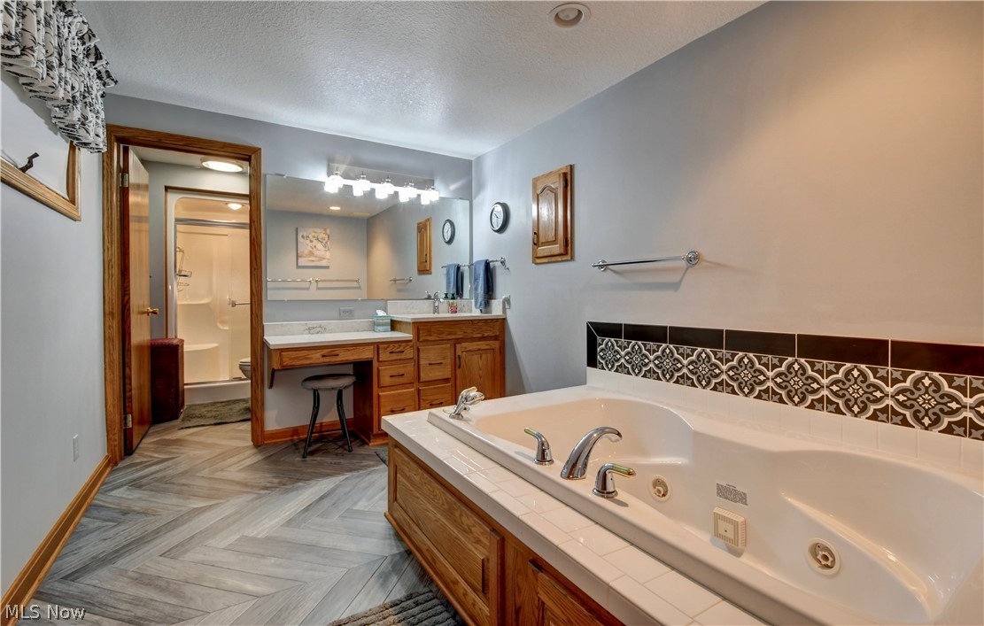 2510 Willow Brook Drive NW Dover OH 44622
