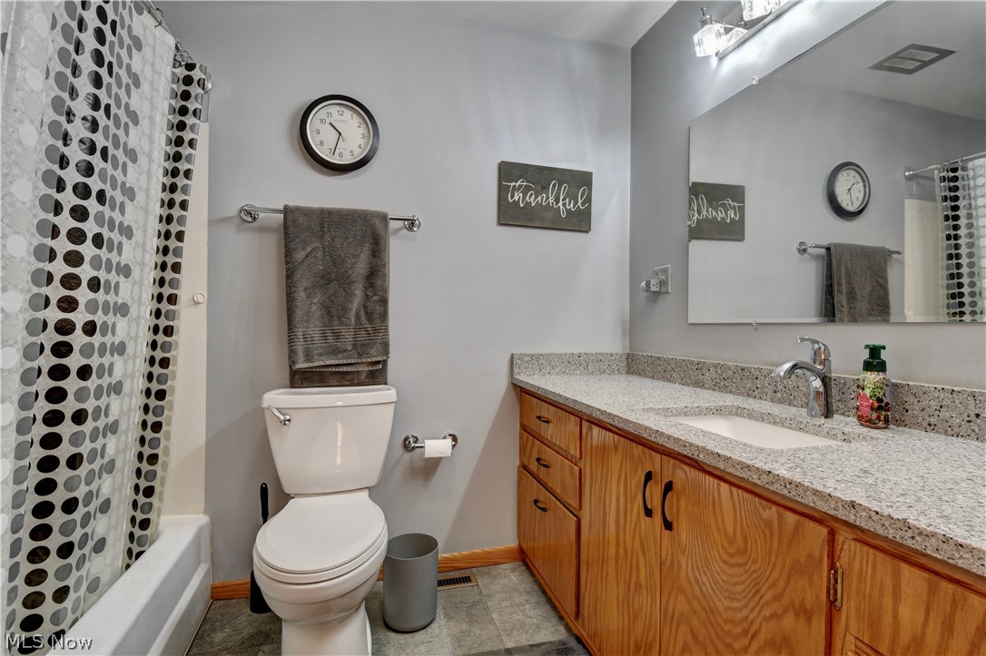 2510 Willow Brook Drive NW Dover OH 44622