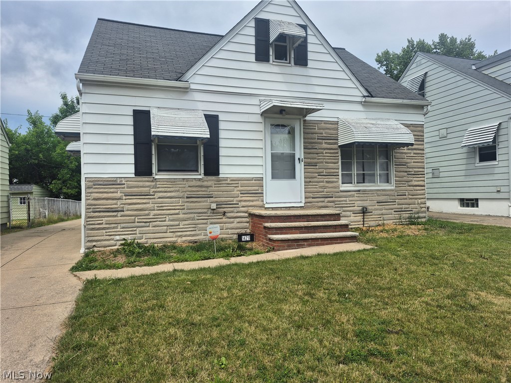 14211 Tabor Avenue Maple Heights OH 44137