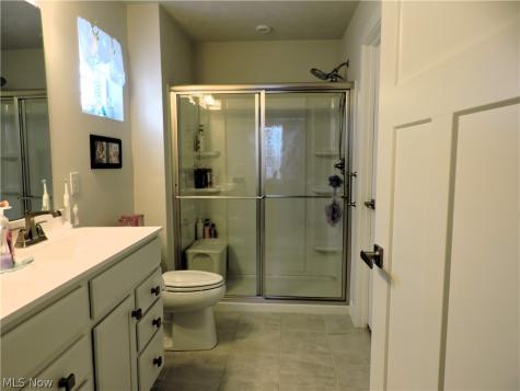 129 W Spring Drive Elyria OH 44035