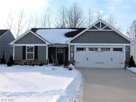 129 W Spring Drive Elyria OH 44035