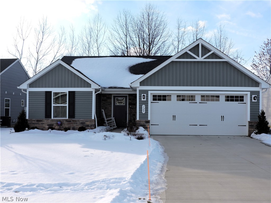 129 W Spring Drive Elyria OH 44035
