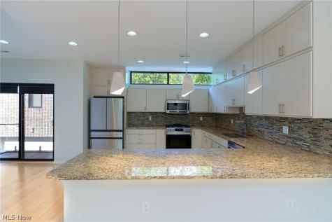 2136 W 17th Street Cleveland OH 44113