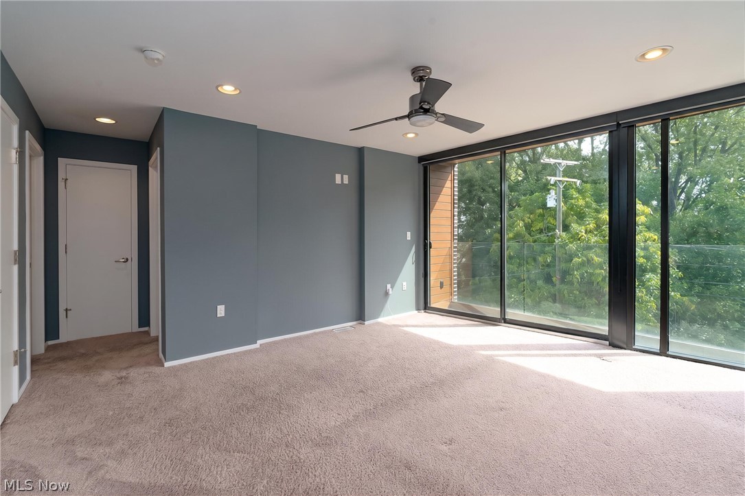 2136 W 17th Street Cleveland OH 44113