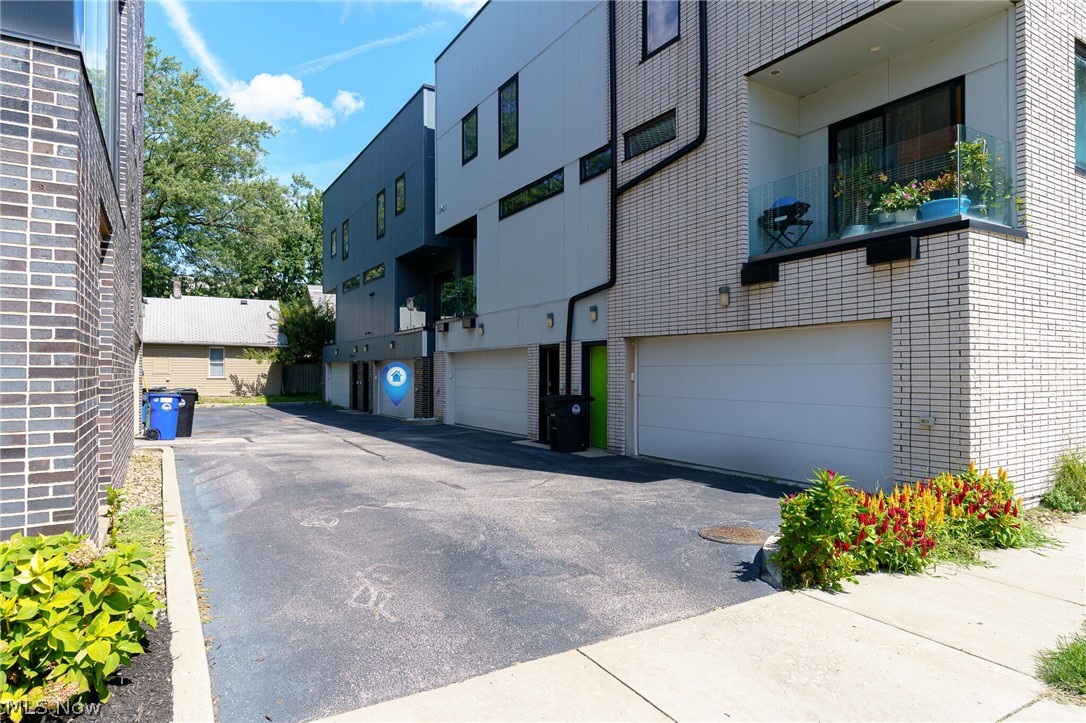 2136 W 17th Street Cleveland OH 44113