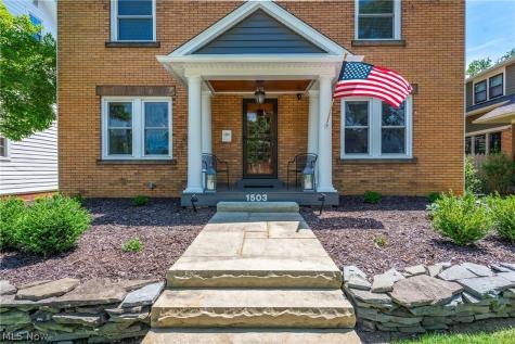 1503 Waterbury Road Lakewood OH 44107