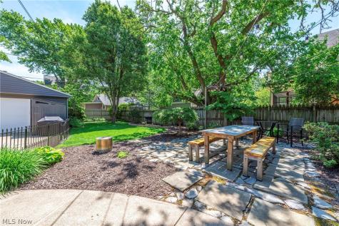1503 Waterbury Road Lakewood OH 44107