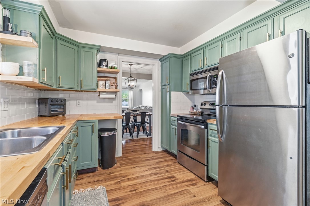 917 E Gorgas Street Louisville OH 44641