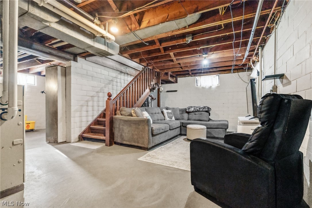 917 E Gorgas Street Louisville OH 44641