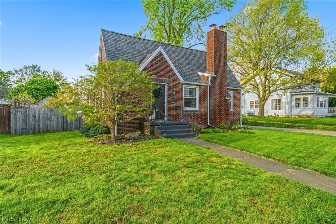 917 E Gorgas Street Louisville OH 44641