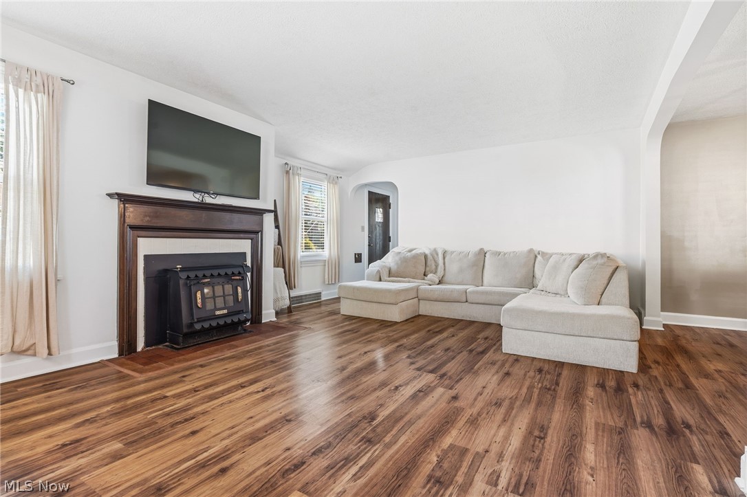 917 E Gorgas Street Louisville OH 44641