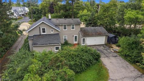 2389 Richmond Road Beachwood OH 44122