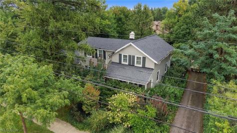 2389 Richmond Road Beachwood OH 44122