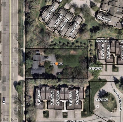 2389 Richmond Road Beachwood OH 44122