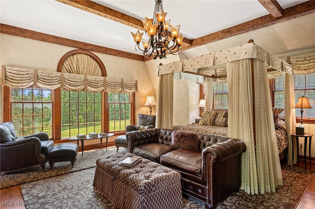 45125 Fairmount Boulevard Hunting Valley OH 44022