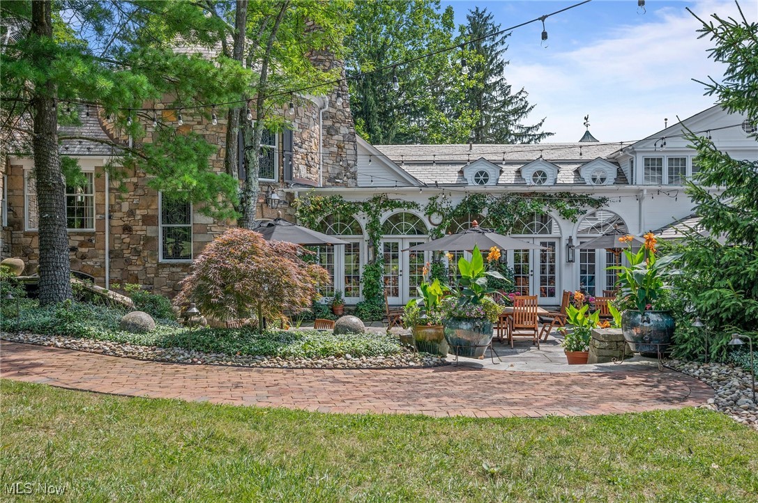 45125 Fairmount Boulevard Hunting Valley OH 44022