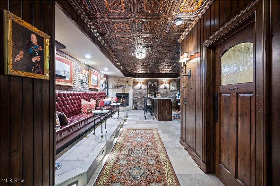 45125 Fairmount Boulevard Hunting Valley OH 44022